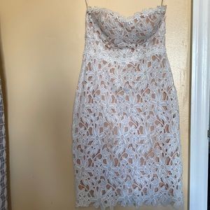White lace - with nude Lulu’s dress